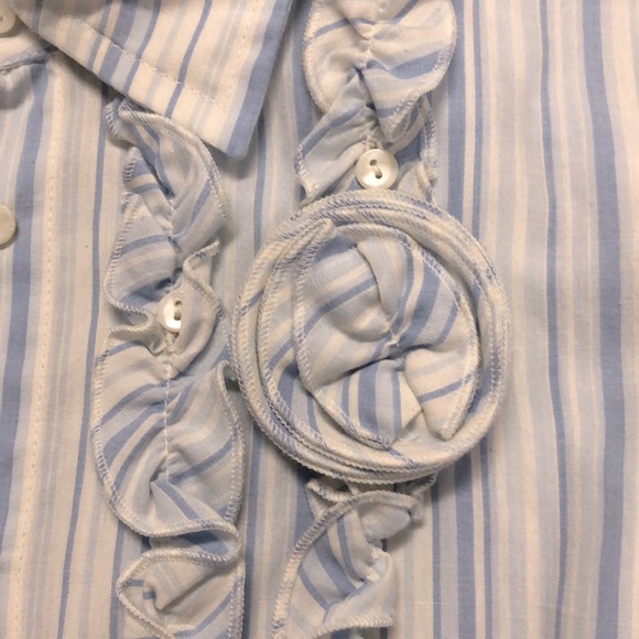 Max Mara Weekend Women’s 3/4 sleeve, ruffle front, button down top - Picture 4 of 4